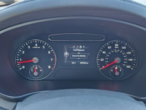 Used 2017 Kia Sorento LX AWD/4WD image 8