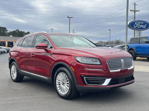 Used 2019 Lincoln Nautilus FWD image 4