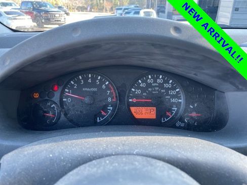 Used 2009 Nissan Frontier SE w/ SE Value Truck Pkg image 9