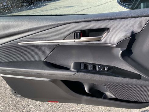 Used 2025 Toyota Camry SE image 20