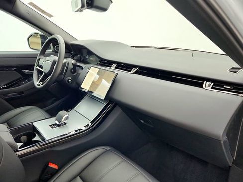 Used 2025 Land Rover Range Rover Evoque S image 17