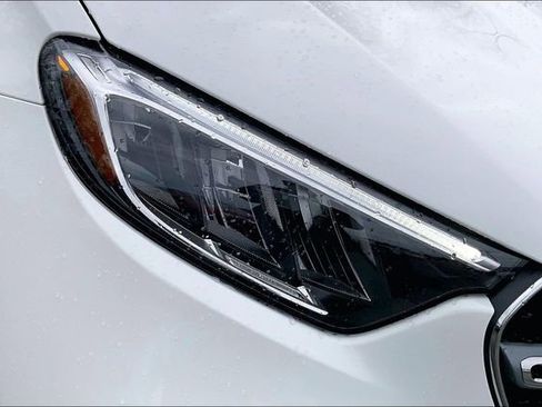 Used 2026 Mercedes-Benz GLC 300 4MATIC image 24