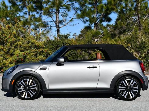 Used 2023 MINI Cooper S image 33