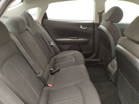 Used 2020 Kia Optima LX image 19