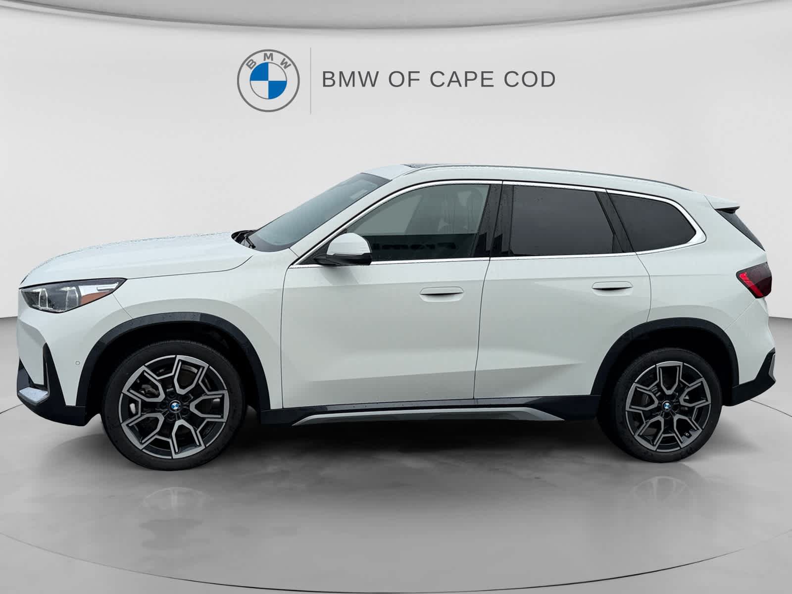 Used 2026 BMW X1 xDrive28i w/ Convenience Package AWD/4WD image 4