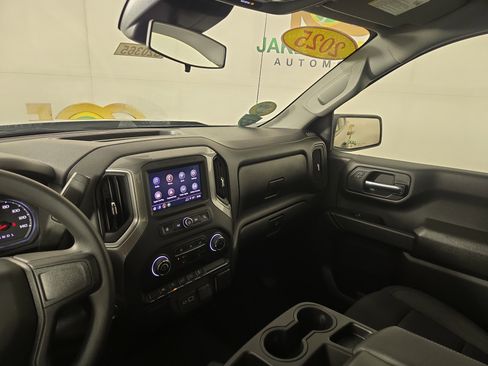 Certified 2025 Chevrolet Silverado 1500 Custom AWD/4WD image 23