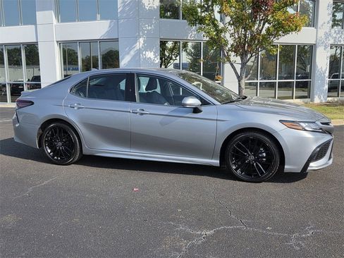 Used 2023 Toyota Camry XSE image 2