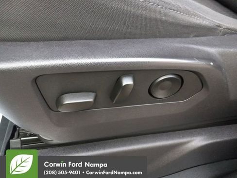 Used 2024 GMC Sierra 1500 Elevation image 12