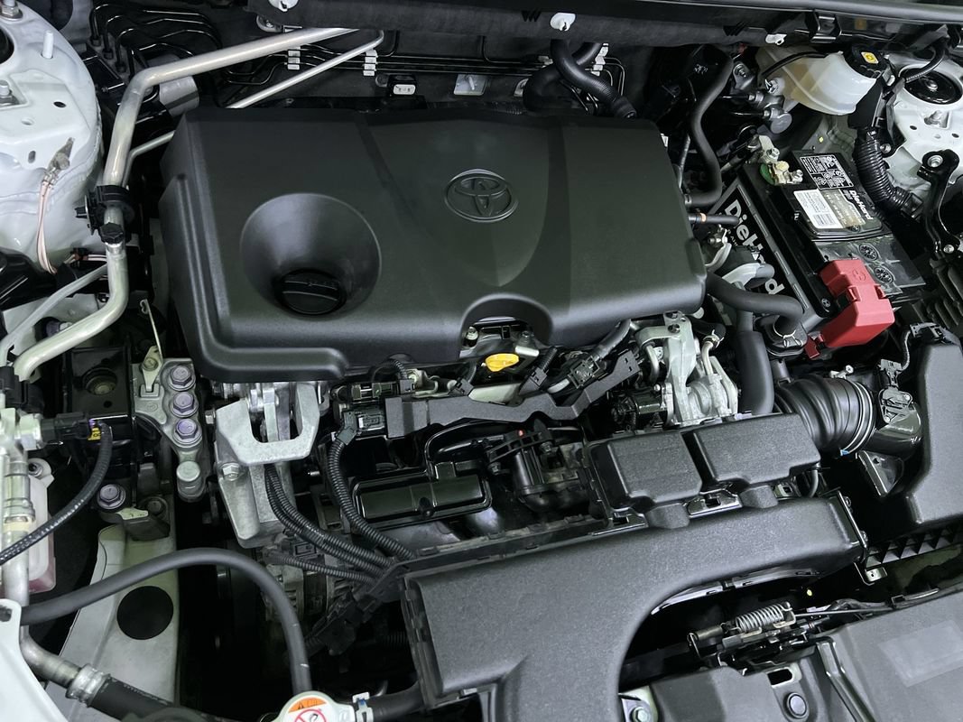 Used 2019 Toyota RAV4 XLE Premium AWD/4WD image 30