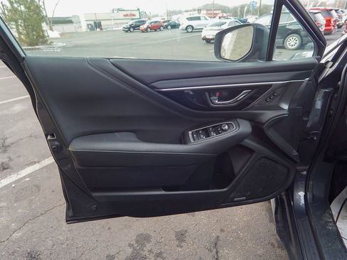 Used 2023 Subaru Outback Limited AWD/4WD image 19