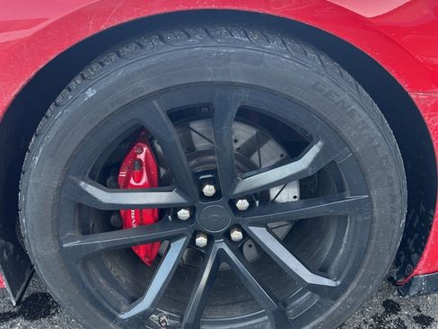 Used 2014 Chevrolet Camaro SS w/ SS Performance Package image 4