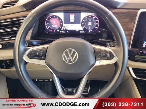 Used 2025 Volkswagen Atlas SEL Premium R-Line AWD/4WD image 9