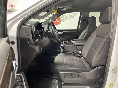 Used 2025 Chevrolet Silverado 1500 LT w/ Work Truck Package AWD/4WD image 11