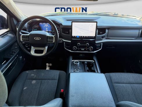 Used 2023 Ford Expedition XLT AWD/4WD image 21