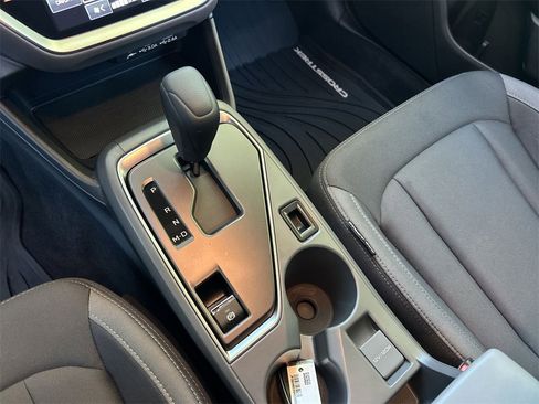 Used 2025 Subaru Crosstrek 2.0i Premium image 22