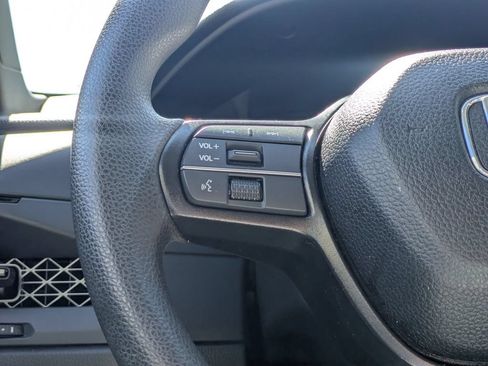 Used 2025 Honda Accord LX image 22