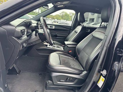 Used 2023 Ford Explorer ST-Line w/ Class IV Trailer Tow Package image 7