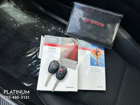 Used 2014 Toyota RAV4 XLE image 22