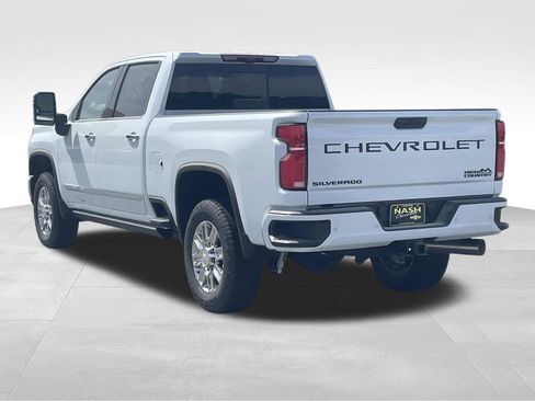 New 2026 Chevrolet Silverado 3500 High Country w/ High Country Premium Package AWD/4WD image 5