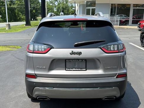 Used 2019 Jeep Cherokee Limited w/ Technology Group AWD/4WD image 6