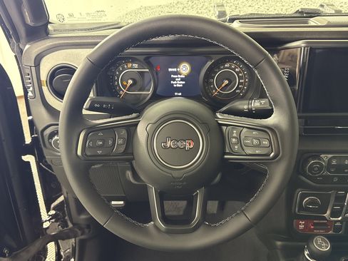 New 2026 Jeep Gladiator Willys image 16