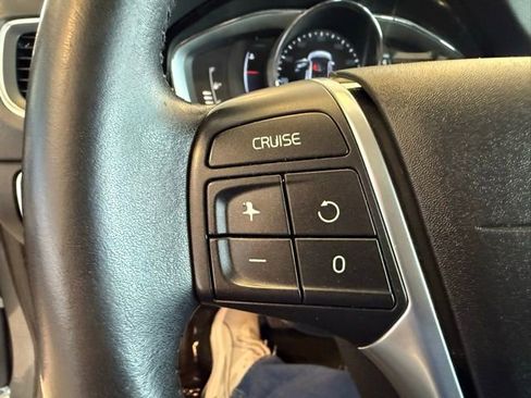 Used 2016 Volvo V60 T5 Premier w/ Convenience Package FWD image 18