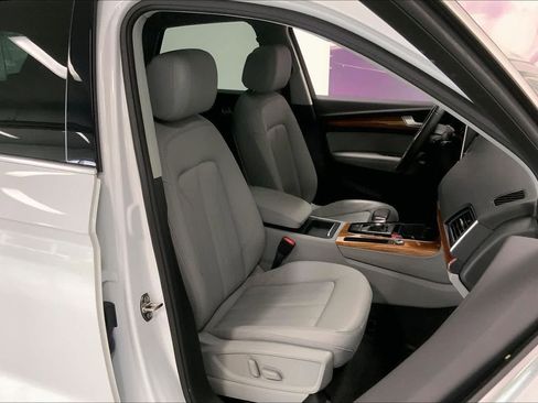 Used 2022 Audi Q5 2.0T Premium Plus image 12