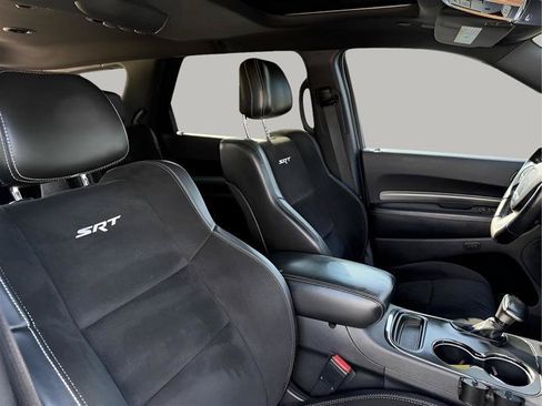 Used 2018 Dodge Durango SRT w/ Technology Group AWD/4WD image 34