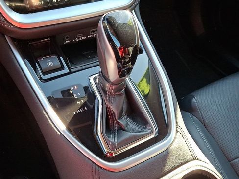 Used 2023 Subaru Outback Limited image 19