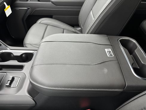 New 2026 GMC Sierra 1500 Denali AWD/4WD image 33
