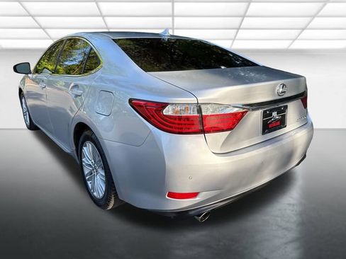 Used 2013 Lexus ES 350 w/ Premium Pkg FWD image 3