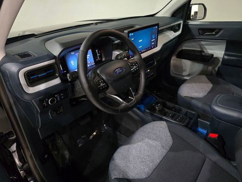 New 2025 Ford Maverick XLT w/ XLT Luxury Package image 19