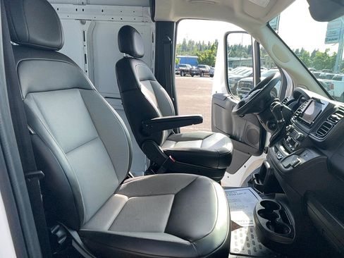 Used 2023 RAM ProMaster 2500 FWD image 22