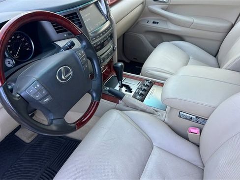 Used 2009 Lexus LX 570 4WD image 10