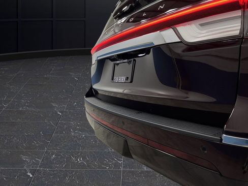 Used 2024 Lincoln Navigator L Reserve image 40