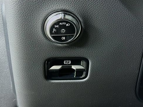 New 2026 Mercedes-Benz GLC 300 4MATIC image 10
