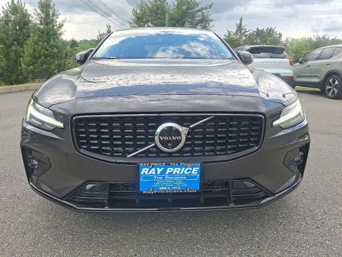 Certified 2024 Volvo S60 B5 Plus image 2