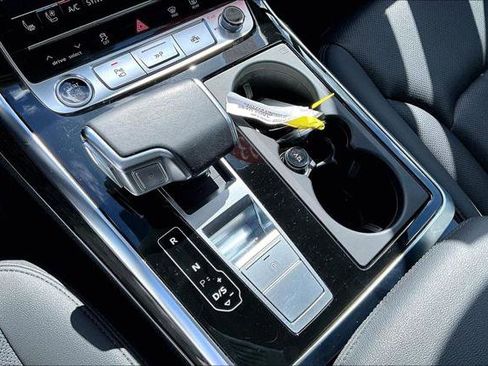 Used 2023 Audi Q7 3.0T Prestige w/ Prestige Package AWD/4WD image 28