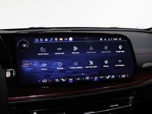 Used 2025 Chevrolet Traverse RS w/ LPO, Floor Liner Package FWD image 24