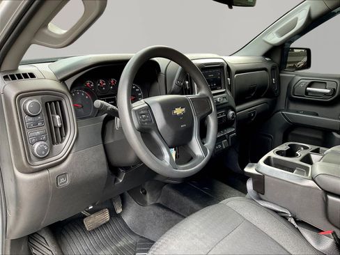 Used 2022 Chevrolet Silverado 1500 Custom AWD/4WD image 17