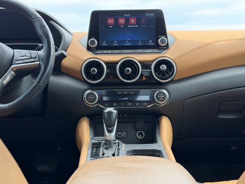 Used 2023 Nissan Sentra SV w/ SV Premium Package image 22