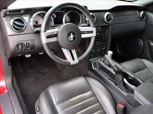 Used 2006 Ford Mustang GT RWD image 11