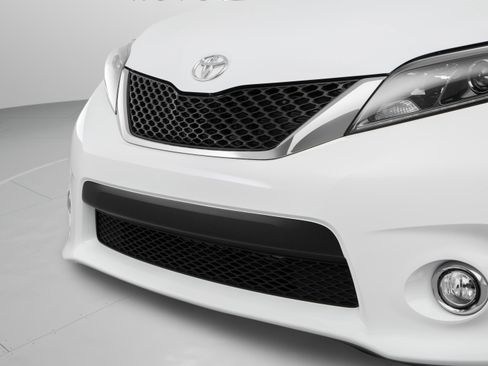 Used 2016 Toyota Sienna XLE FWD image 66