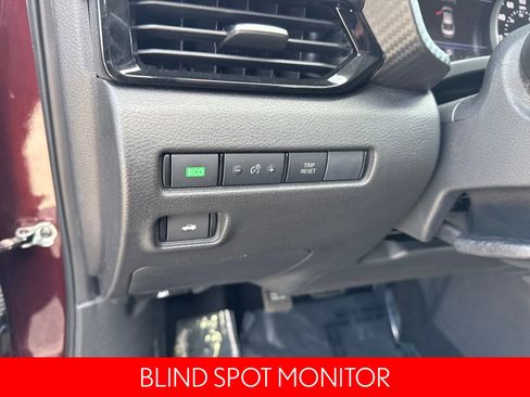 Certified 2023 Nissan Sentra SV image 8