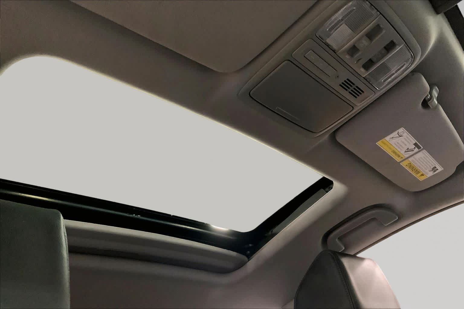 Used 2017 Honda CR-V EX-L image 14