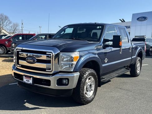 Used 2014 Ford F250 XLT w/ Snow Plow Prep Package image 7