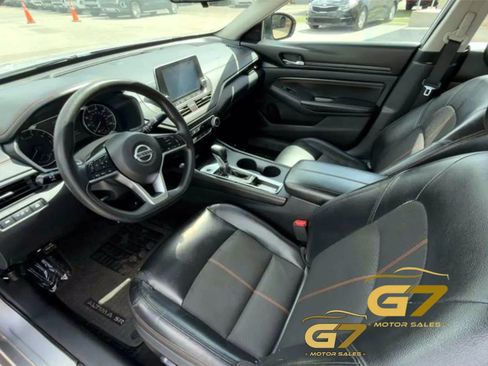 Used 2019 Nissan Altima 2.5 SR FWD image 15