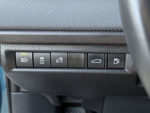 Used 2025 Toyota Camry SE w/ Convenience Package FWD image 23