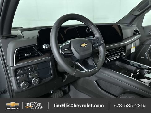 New 2026 Chevrolet Suburban LT w/ Comfort Package image 20