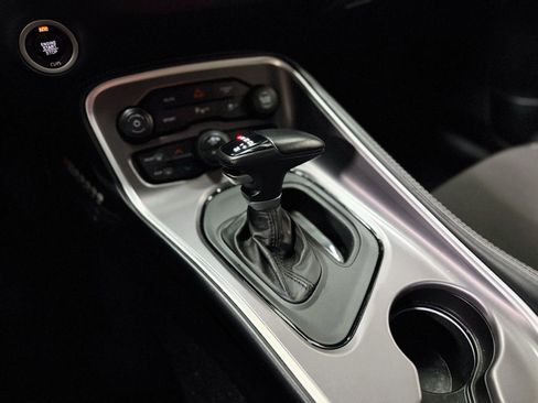 Used 2022 Dodge Challenger R/T w/ Blacktop Package image 20